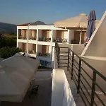 Iria Beach 3*