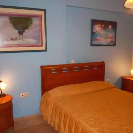 Iria Beach 3* איריה