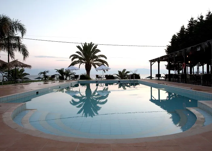 Ξενοδοχείο Iria Beach 3*